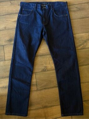 Patagonia men’s straight fit organic cotton jeans size 38 x 32 NEW